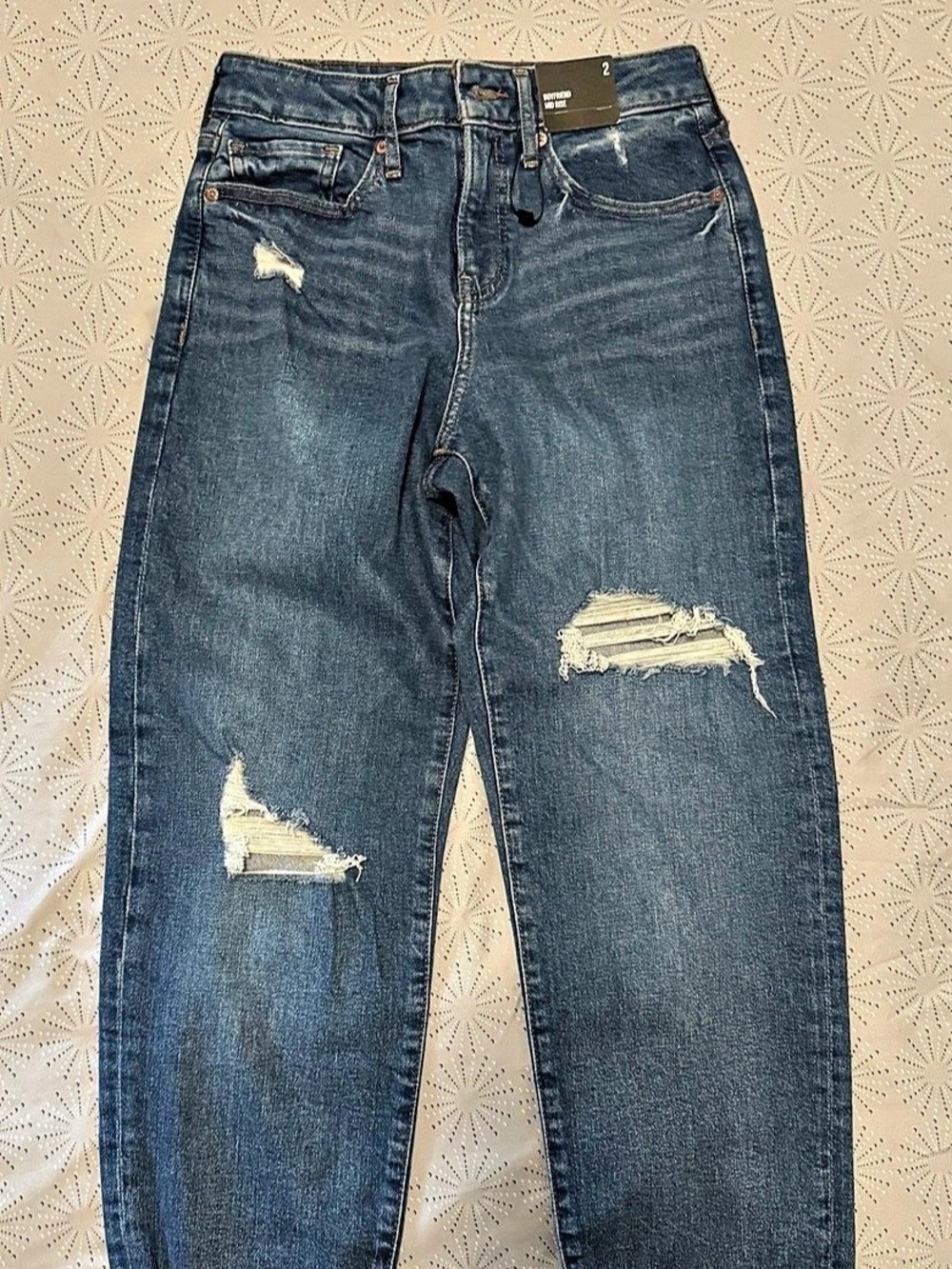 Express Boyfriend Mid Rise Distressed Jeans Size 2